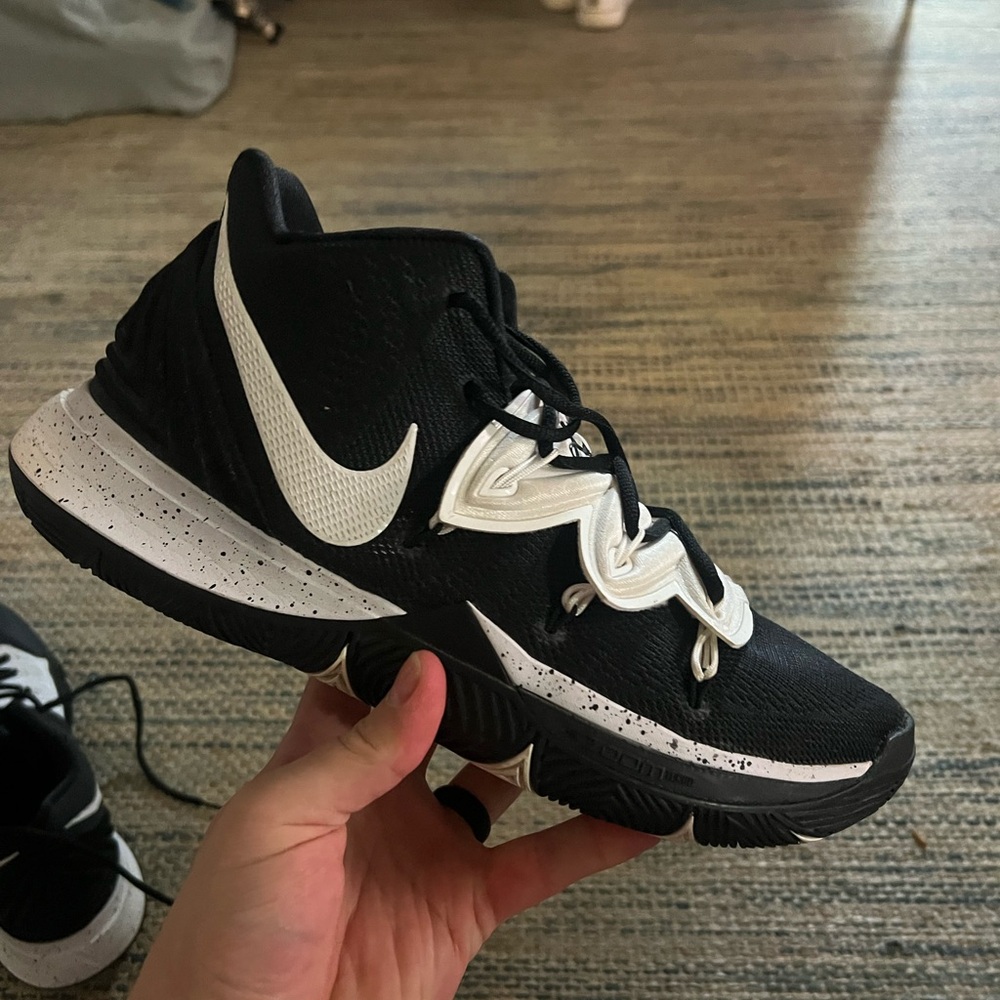 Nike Kyrie 5, Size 12, Used.